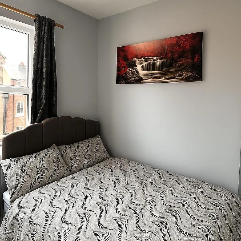 Private Ensuite Room Close To Rotherham City Centre 3